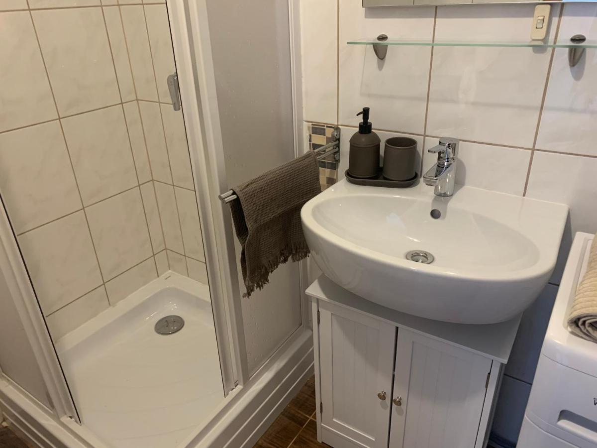 Studio77 Apartman Apartment Шопрон Екстериор снимка